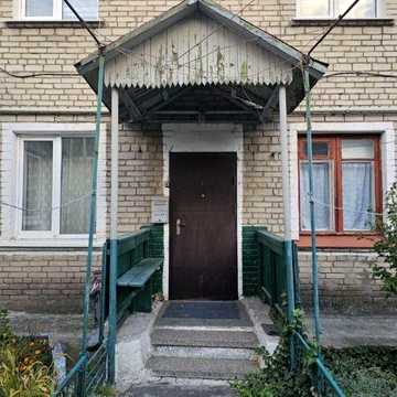 Здам 2-кімнатну квартиру, економ-клас, окремий вхід + паркомісце