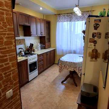 Продаж  3 кімн.квартири  Милославська 39/48