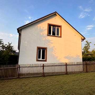 продаж дерев'яного будинку у Стебнику