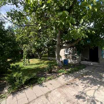 Продається будинок з приватизованою ділянкою