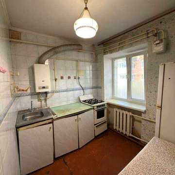 Продається двокімнатна квартира в мікрорайоні Кульбакіне, Корабельний район, місто Миколаїв.