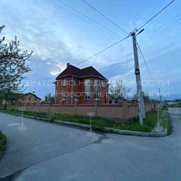 Продаж будинку без ремонту з гаражем 350м2 ділянка 18 соток в Гатному