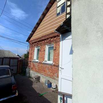 Здам 1/2 будинку Центр Шишкарівська