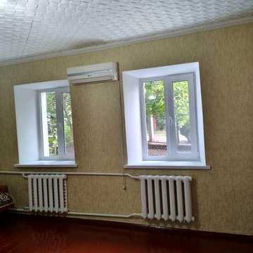 Продам будинок в р- н центр.ринку.