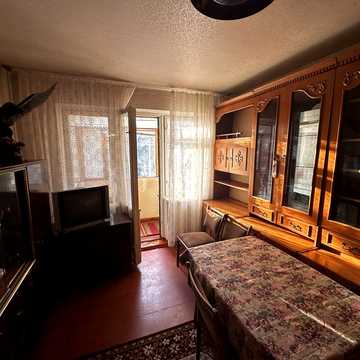 3-кімнатна квартира | Саксаганський район | 2 поверх | Без комісії | 6000 грн