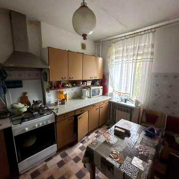 Продаж Соснівка 4 кімнатна квартира