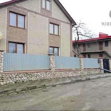 Продаж будинку на вул. Микулинецькій