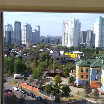 Єлизавети Чавдар вул., 8