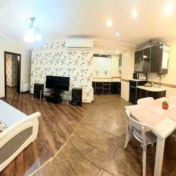 Продам 2-комнатную квартиру "Аббо", пр. Мира