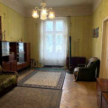 Квартира в цетрі Львова по вул.Валова