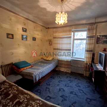 Продаж 2х кімнатної квартири. Чумаченко 18.