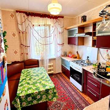 продаю 2х комнатную квартиру 12 продольная 1а