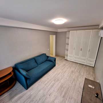 Ореста Левицького вул. (Академіка Курчатова), 25/37