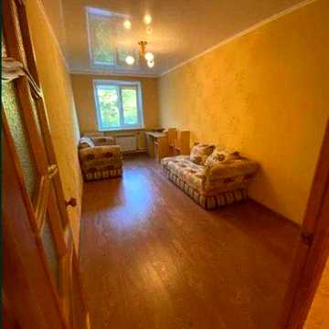 Продам 2- кімнатну квартиру в Слобідському районі ( з ремонтом)