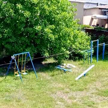 Квітки Цісик вул., 2