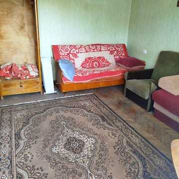 продаж 1 кімнатної квартири на 2 поверсі