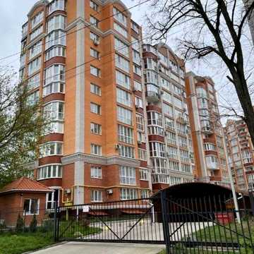 Срочно!!133м2 Продаж  3 кім квартири БРЯНСЬК ЖК Брянськ