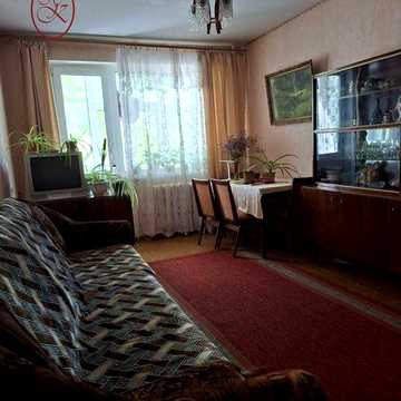 Продаж/ 2 кімнатна/ на Добровольского