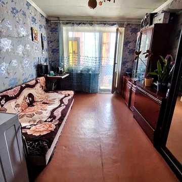 Продам 1 комнатную квартиру,   Одесская, улиц Юсупова , 2/9  площадь 41 м 2, комната 19 м2, кухня 10 м2.,  окна металлопластиковые,