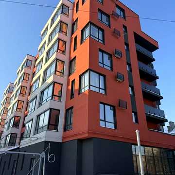 Продаж 1 кім в центральній частині міста по вулиці  Слави Стецько ЖК Шелест