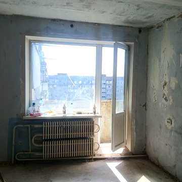 Продам 2х.ком.квартиру на Попова.