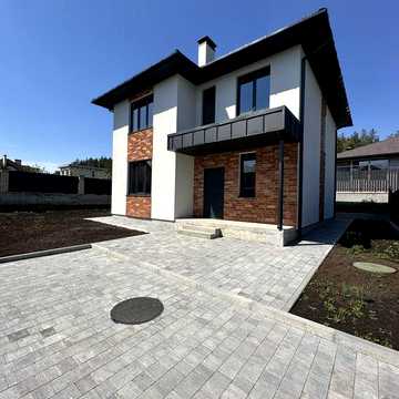Продам якісний будинок з газом у закритому котеджному містечку — комфорт, безпека, природа та затишок для вашої родини