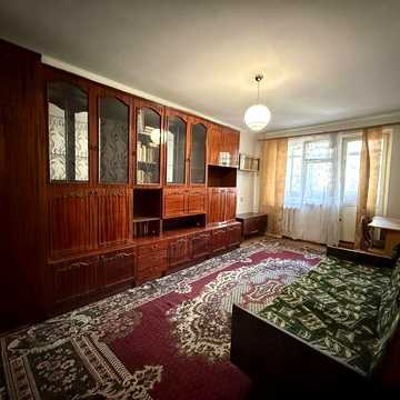 Двухкомнатная квартира на ЮТЗ.2/5,раздел.Район СК Зоря на Театральной.