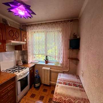 Аренда двухкомнатеая квартира  район Трк Украина