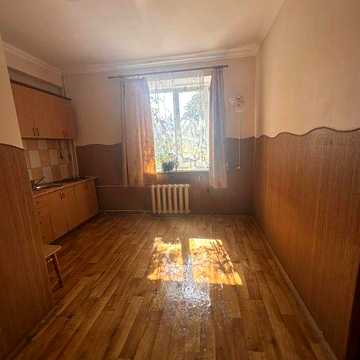 Продам 1-кімнатну квартиру у Стрию