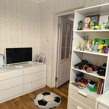 Продам 2-х кімнату квартиру біля ліцею