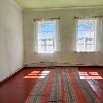 Продам квартиру поблизу річки.
