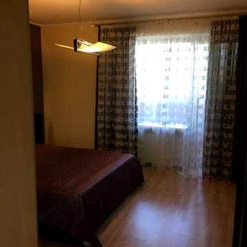 Сдаю 2 комнатную квартиру на ул. Плеханова, 15Б