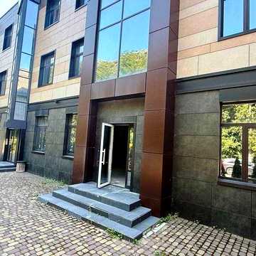 Продам квартиру 75,6 м² з вільним плануванням, вул. Ніла Армстронга (колишня вул. Казакова).