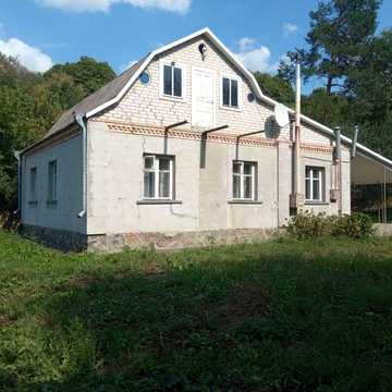 Продам будинок поряд з  центром Васильків
