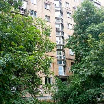 Станції метро Чернігівська, метро Дарниця 2-к квартиру здам в оренду.