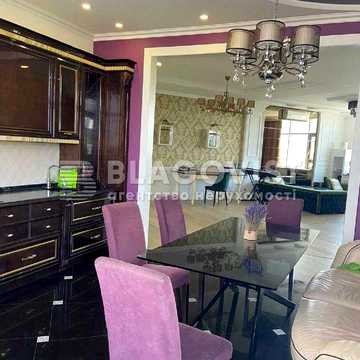 Продаж великої 3 к квартири  біля метро Дарниця 1226 дол за кв м