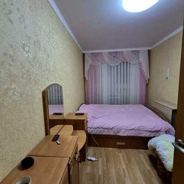 Оренда 2к.квартири на Космонавтів.  Вільна