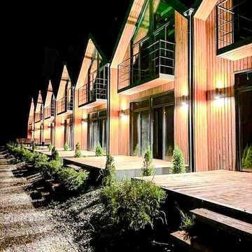 Продаж котеджного компл. , Яблуниця, поруч Буковель 8 будинків 40 сот