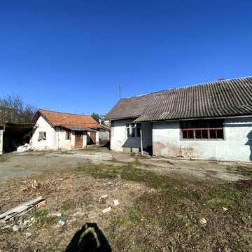 Продам будинок на вул.Довбуша.Терміново ціну знижено.