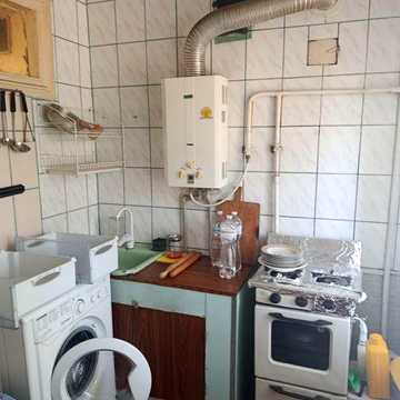Продаю 2к/кв Лески (Курортная) 4/5 Кирп,45/30/6,20500