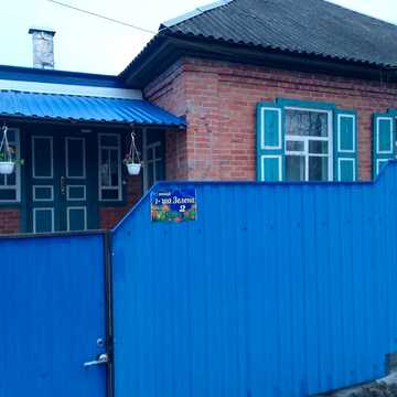 Будинок в смт Ладан. Чернігівська обл