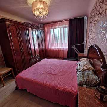 Сдам 2 кв Центр метро Киевская 13500 гр. Военных берём.