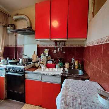 1-кімнатна квартира на Черемушках, Комарова — 32 м²