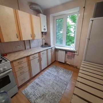 Продам 1к квартиру  проспект  Поля