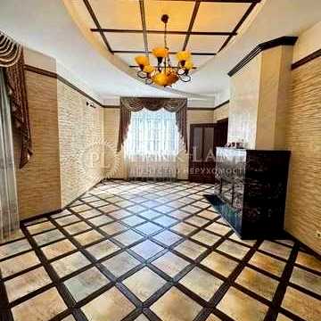 Аренда дома. Соломенский. Газовый котел. Камин. 4 комнаты. Без комисии
