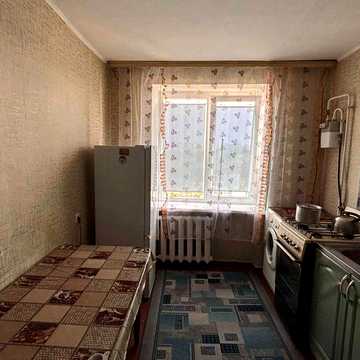 Довгострокова оренда двокімнатної квартири в центральному р-ні.