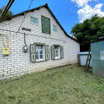 Будинок та 50 соток