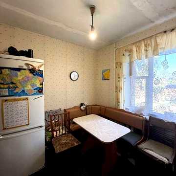 2-к в Центральній частині міста, поверх 2/5, 51 кв/м