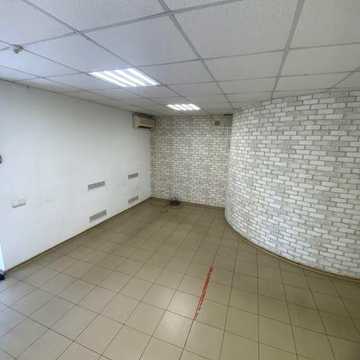 Продам квартиру на червоній лініі