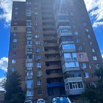 Продам 2 комнатную квартиру 26000